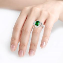 Jeulia Vintage Emerald Cut Sterling Silver Ring