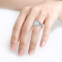 Jeulia Four-leaf Clover Design Cushion Cut Sterling Silver Ring