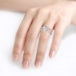 Jeulia Two Tone Twist Oval Cut Sterling Silver Ring
