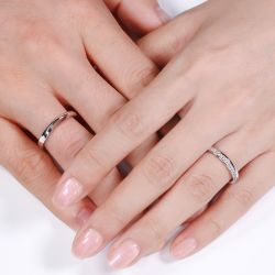 Jeulia Stylish Design Round Cut Sterling Silver Band Set